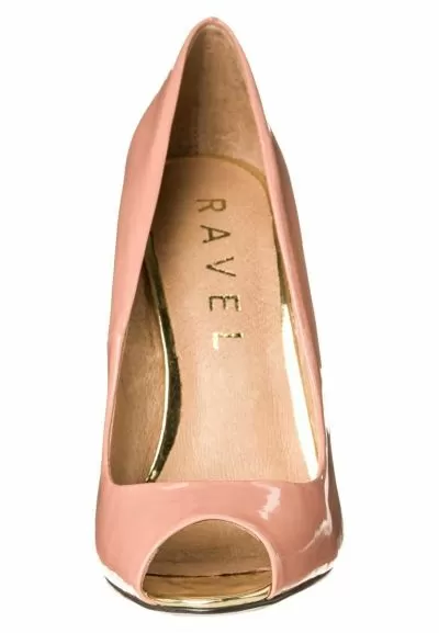 Shoesaholic